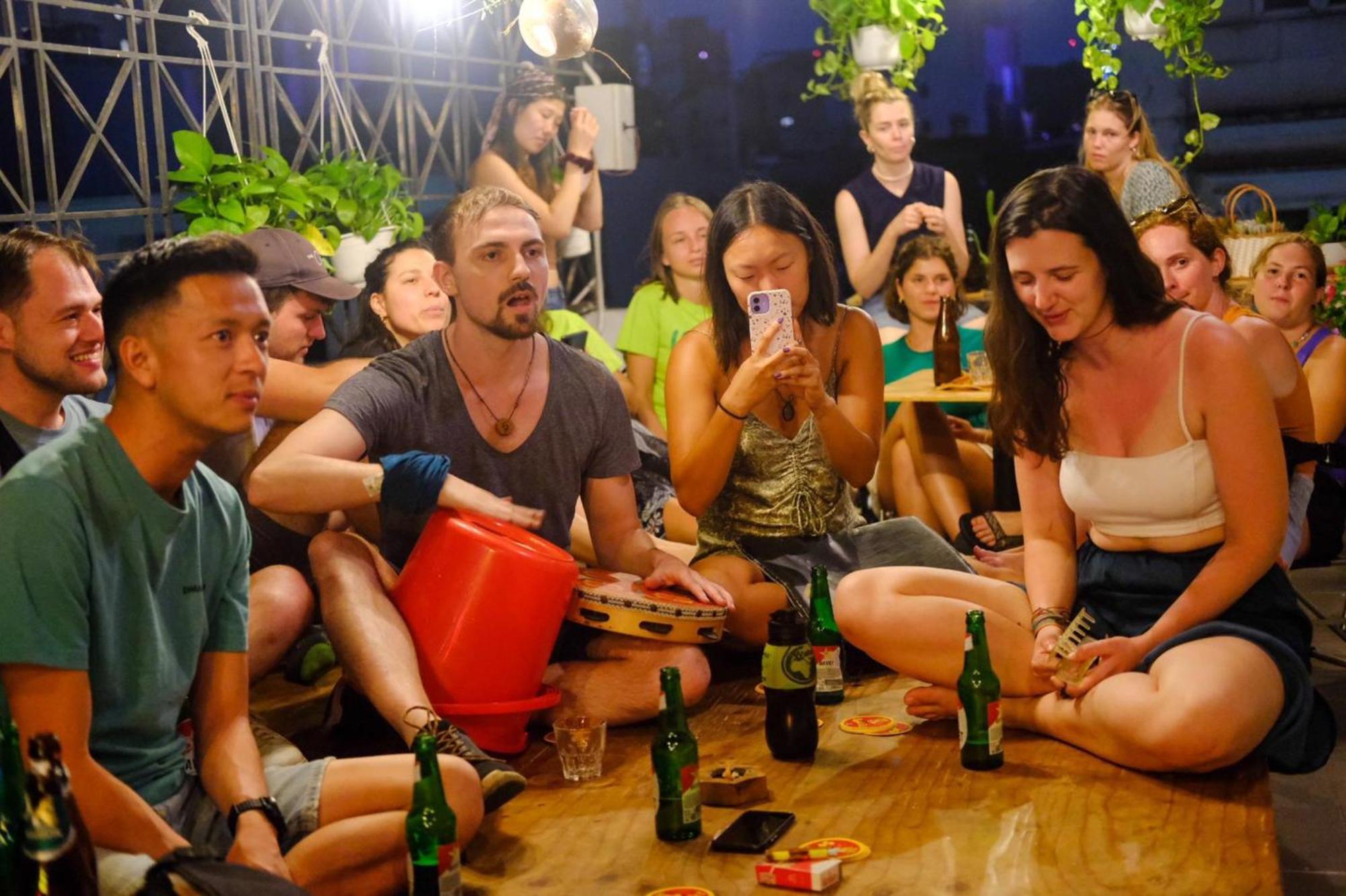 The Like Hostel & Cafe Ho Chi Minh City Bagian luar foto