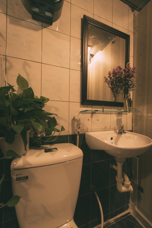 The Like Hostel & Cafe Ho Chi Minh City Bagian luar foto